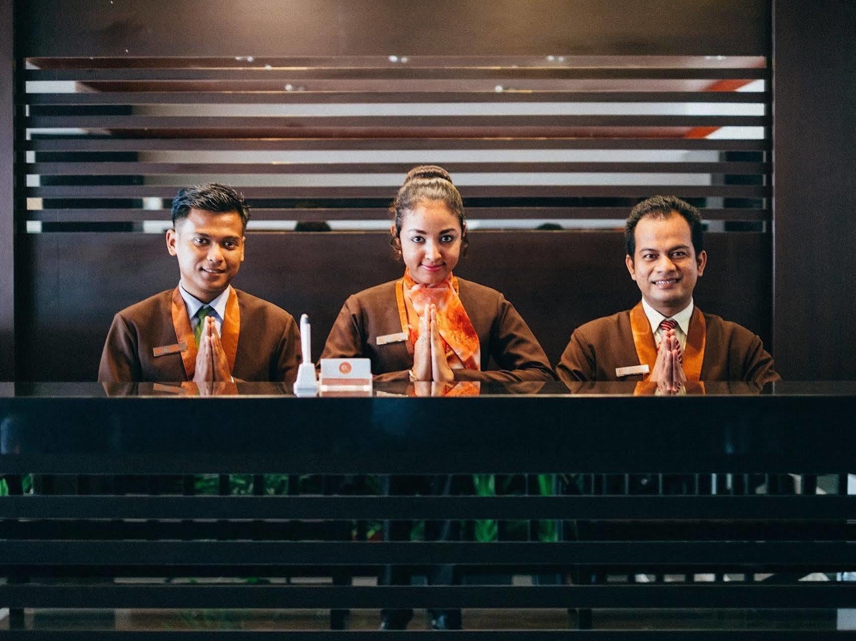 Alpha Hotel Pekanbaru Eksteriør bilde